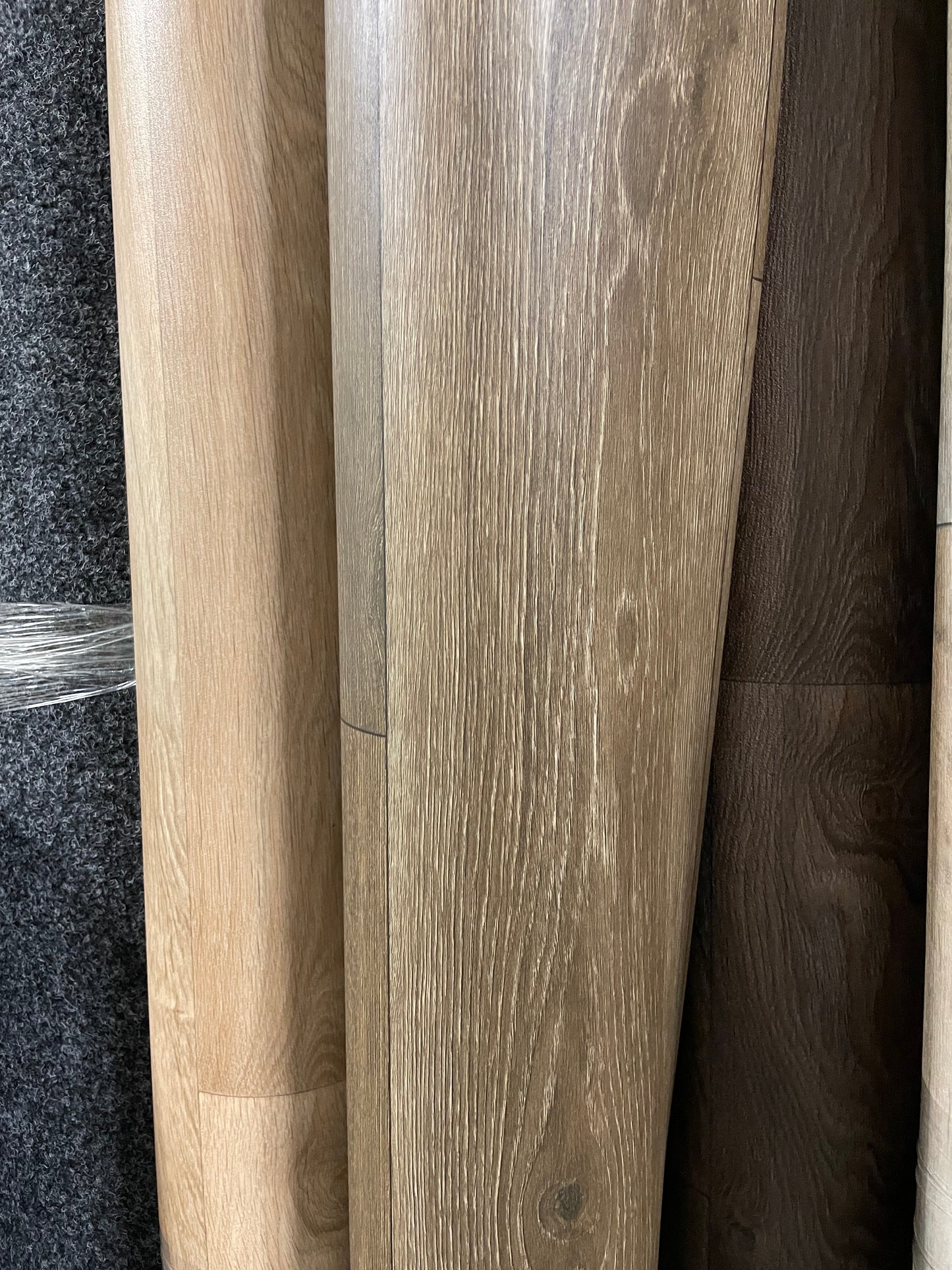 Donkerbruin Eiken Vinyl Restpartij | 2,55x4,00mtr