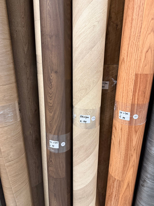 Visgraat Naturel Eiken Vinyl Restpartij |
2,35x4,00mtr