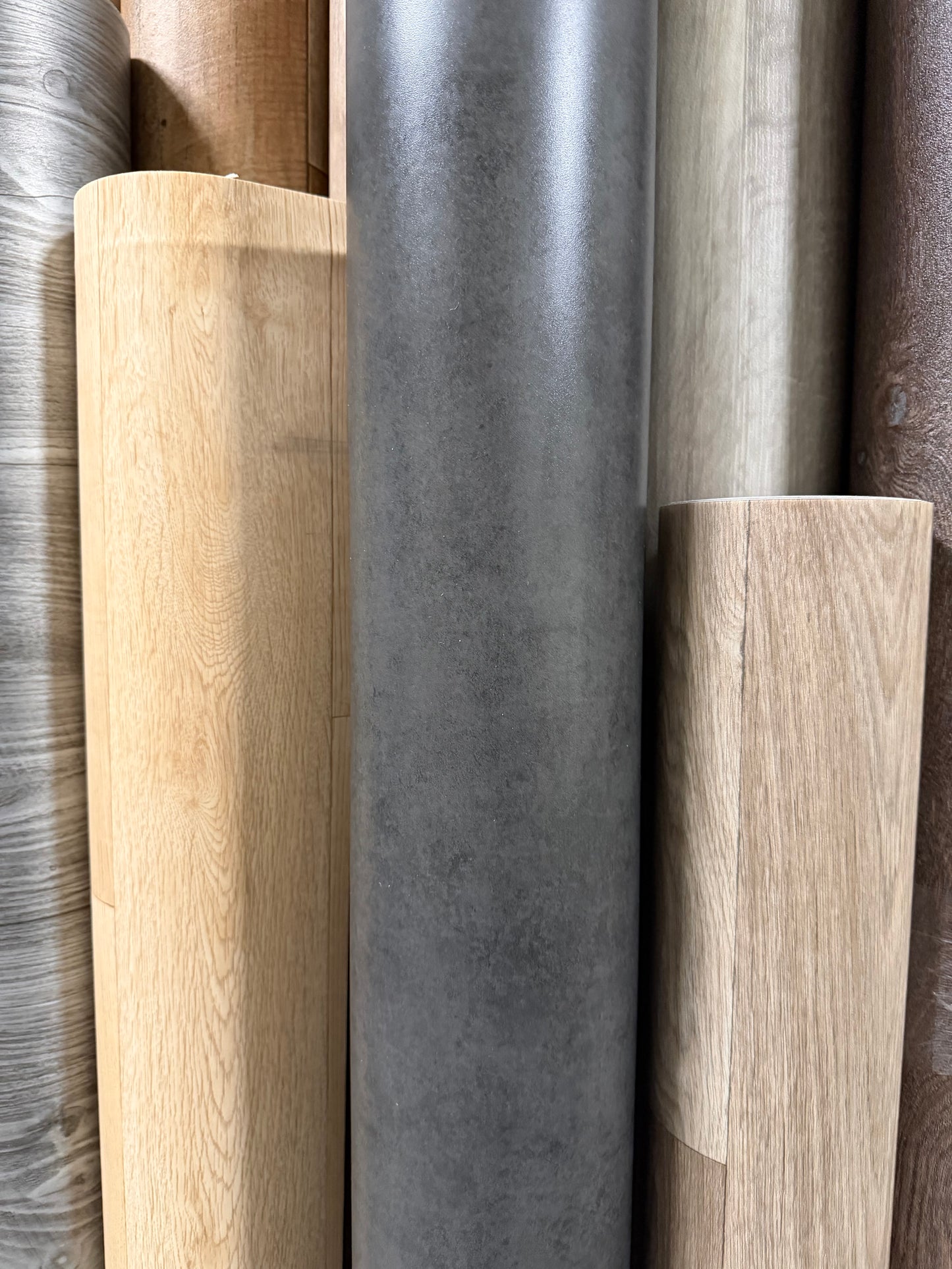 Forbo Novilon Donker Egaal Beton Vinyl Restpartij |
1,90x4,00mtr - Vinylrestpartij.nl