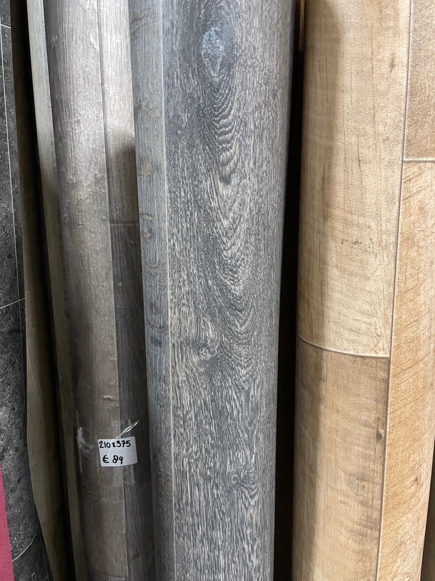 Donker Gerookt Eiken Vinyl Restpartij |
1,60x4,00mtr - Vinylrestpartij.nl