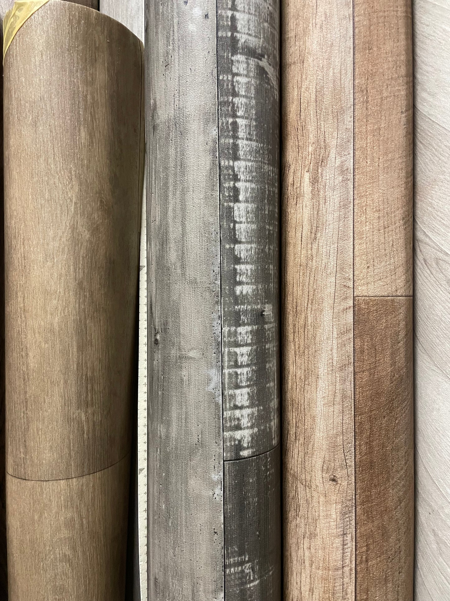 Grijsbruin Boereneiken Vinyl Restpartij | 3,35x4,00mtr - Vinylrestpartij.nl