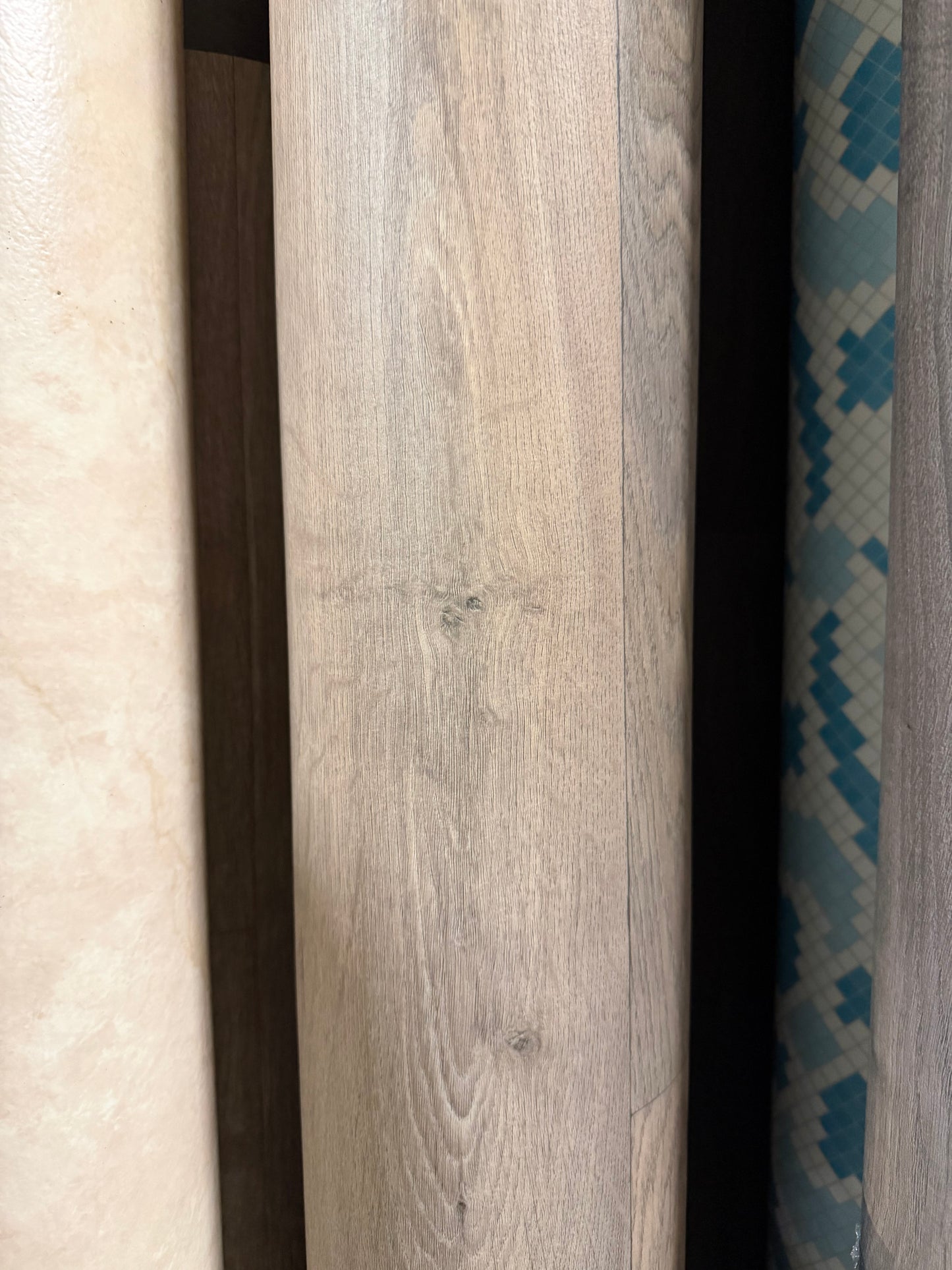 Natuur Greige Eiken Project Vinyl Restpartij (Extra Harde Toplaag) |
2,85x4,00mtr