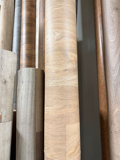 Licht Eiken Project Vinyl Restpartij (Extra Harde Toplaag) |
4,00x4,00mtr