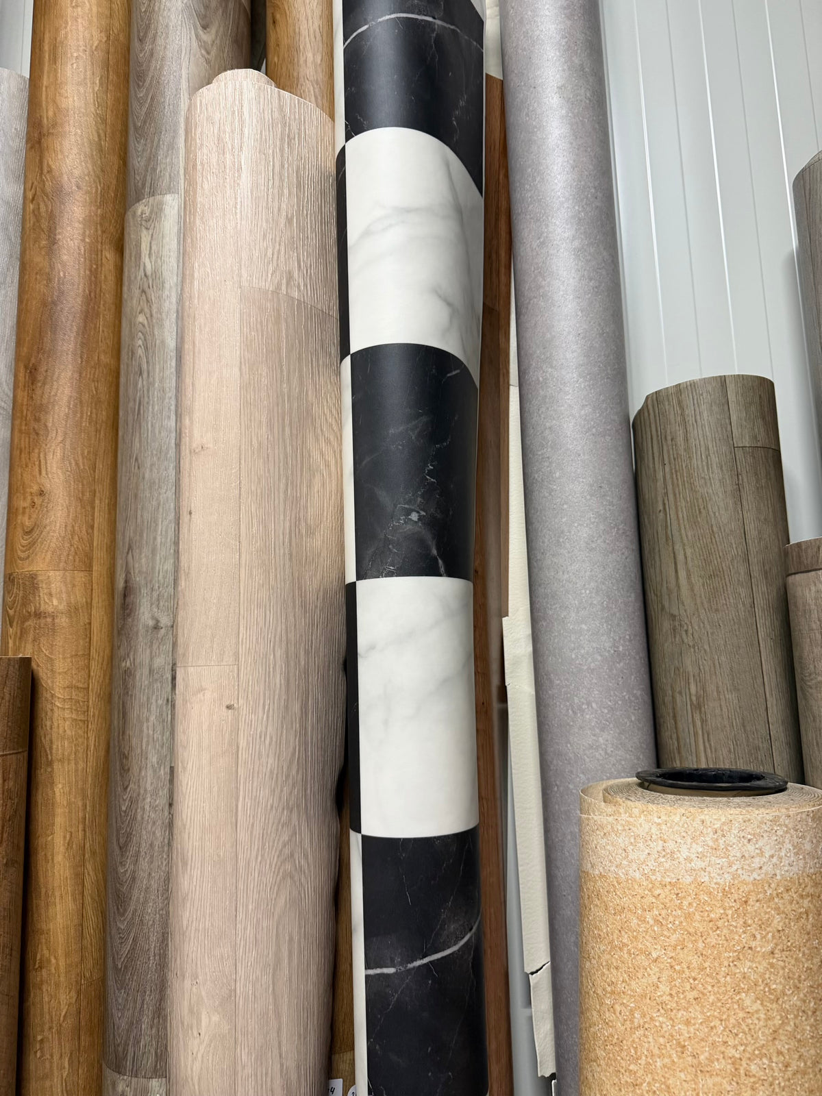 Zwart/Wit Geblokt Gemarmed Vinyl Restpartij | 3,15x4,00 (12,6m2)
