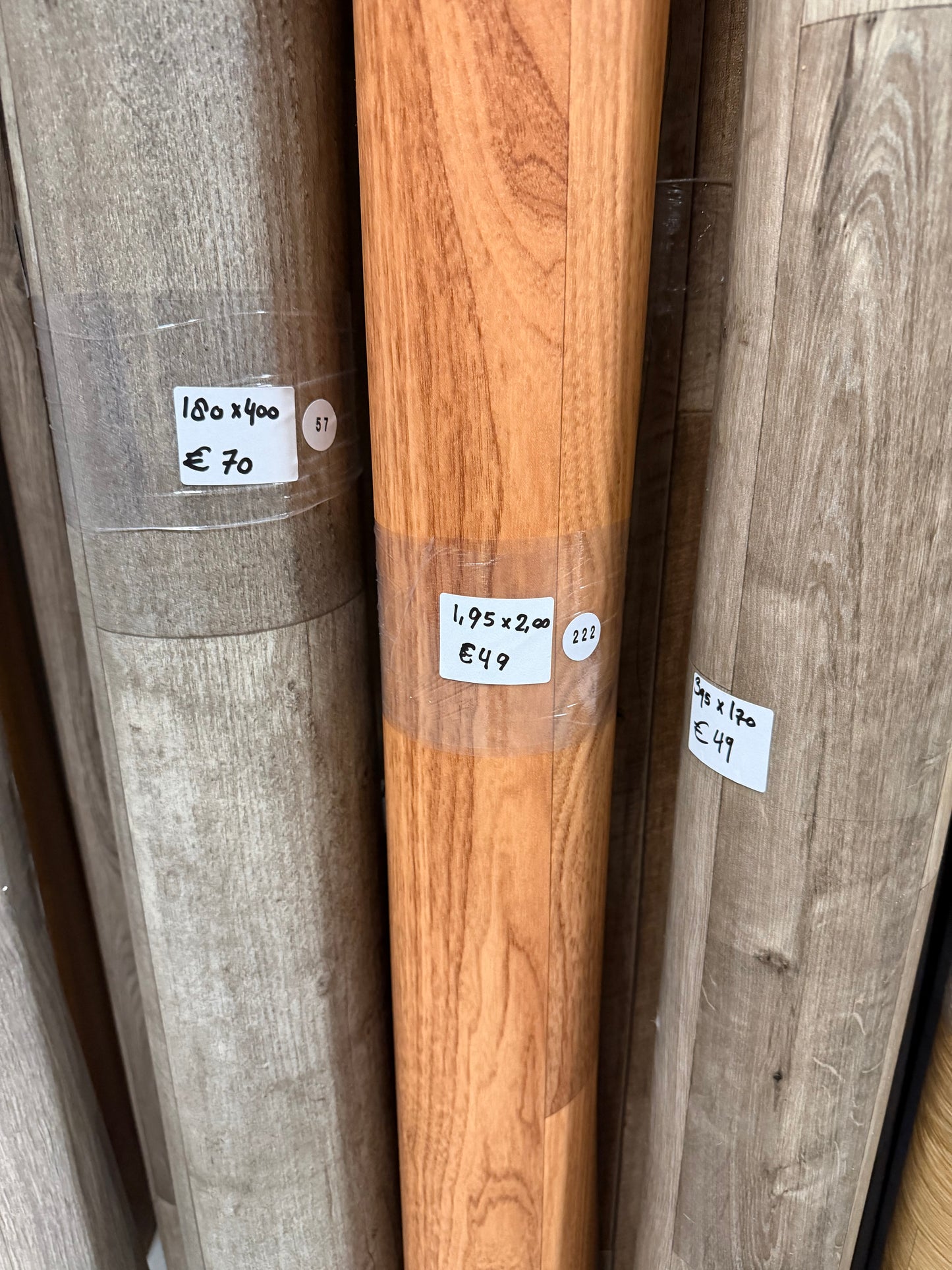 Eiken in Smalle Planken Vinyl Restpartij |
1,90x2,00mtr