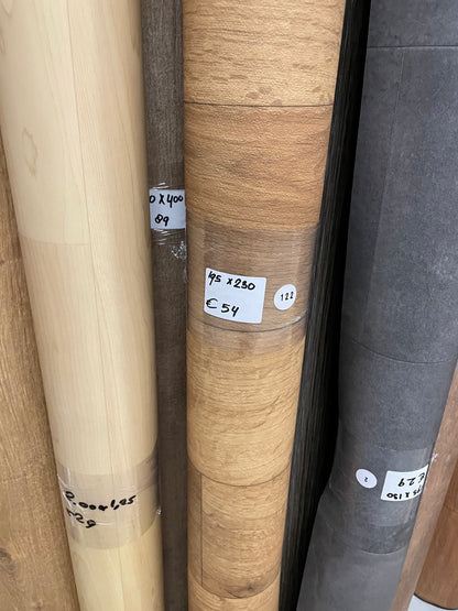 Modern Eiken Vinyl Restpartij |
1,95x2,30mtr - Vinylrestpartij.nl 