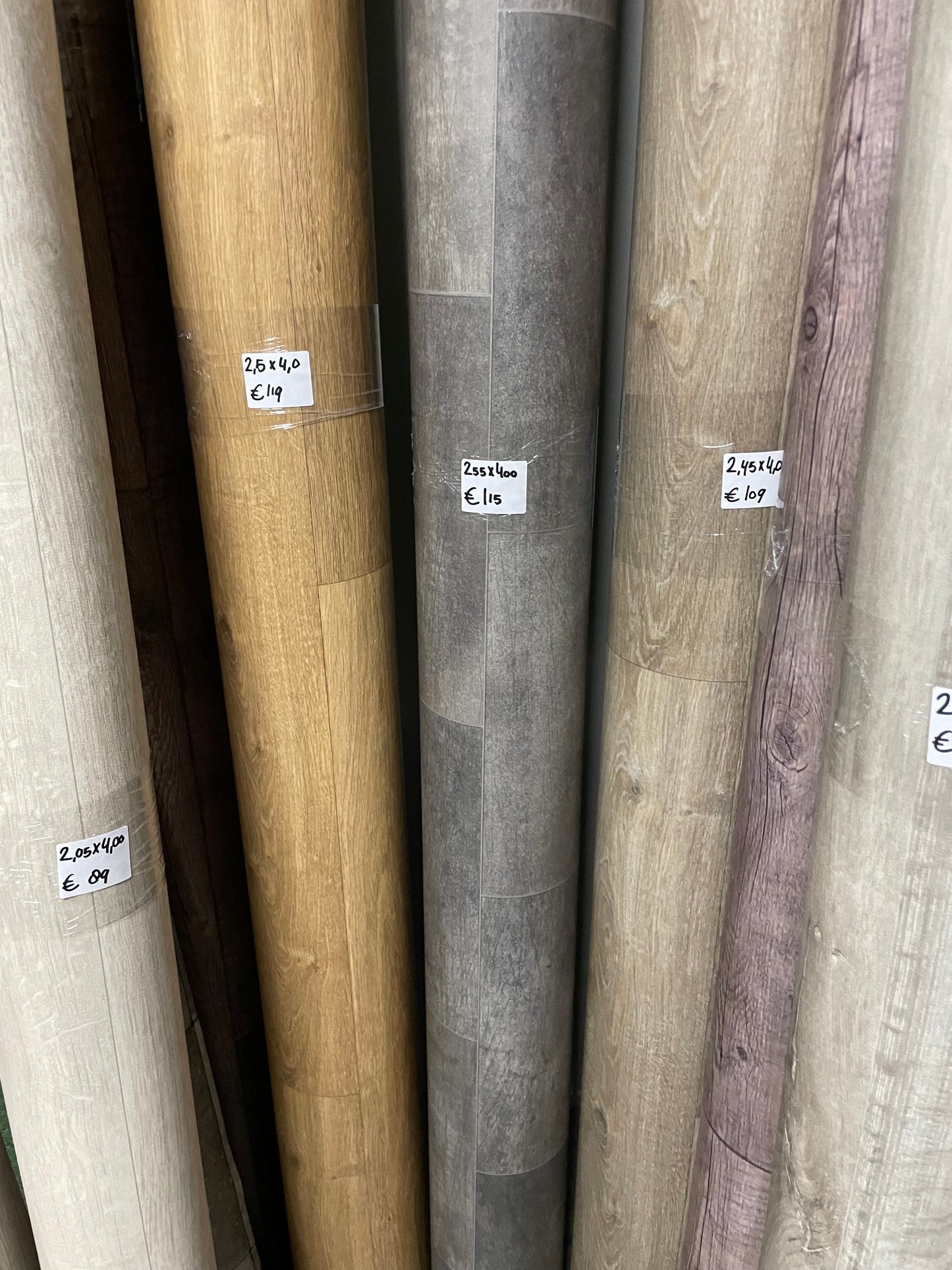 Donkergrijs Tegellook Vinyl Restant | 2,55x4,00mtr