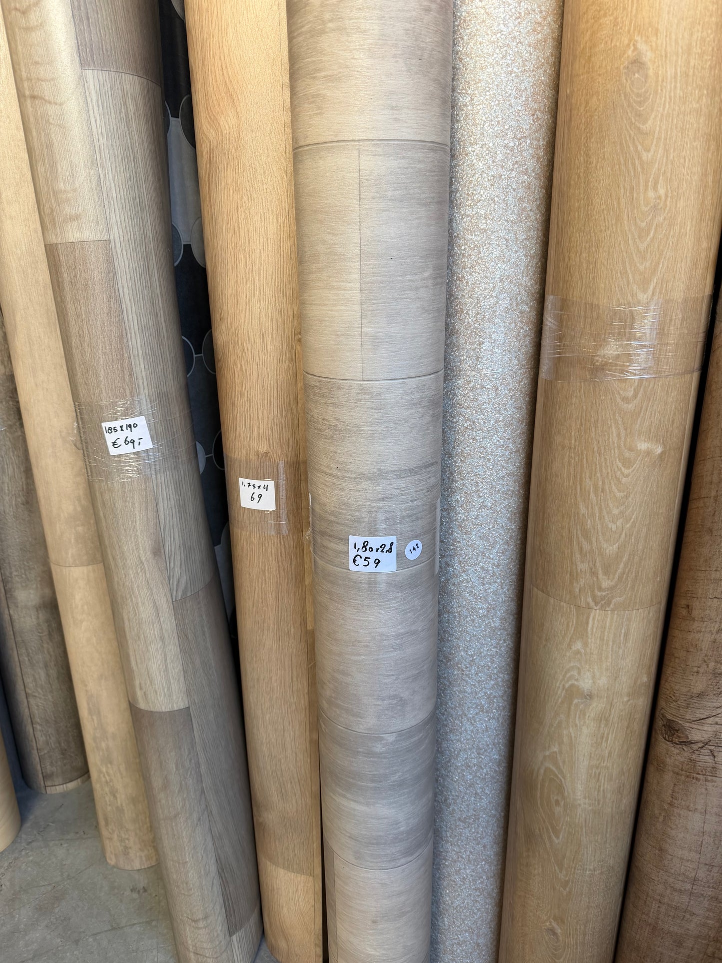Forbo Novilon Beige Eiken Vinyl Restpartij |
1,80x2,80mtr - Vinylrestpartij.nl 
