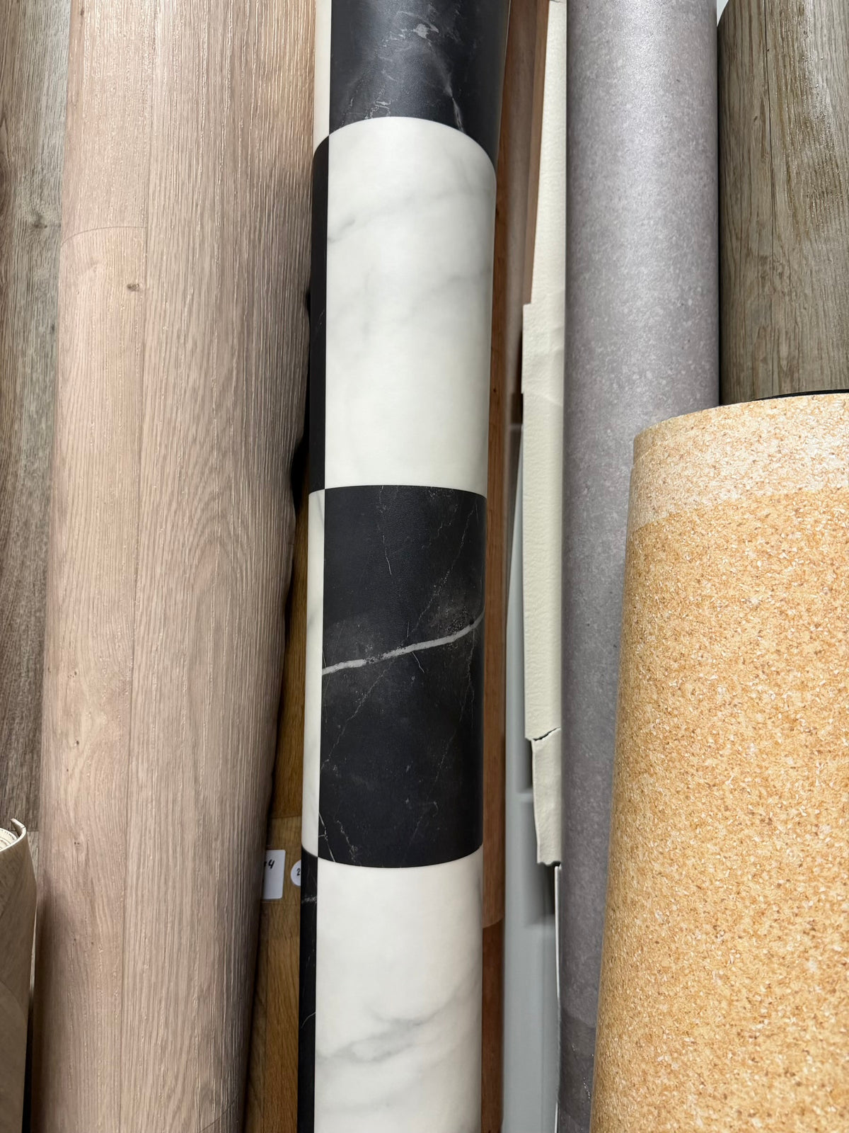 Zwart/Wit Geblokt Gemarmed Vinyl Restpartij | 3,15x4,00 (12,6m2)