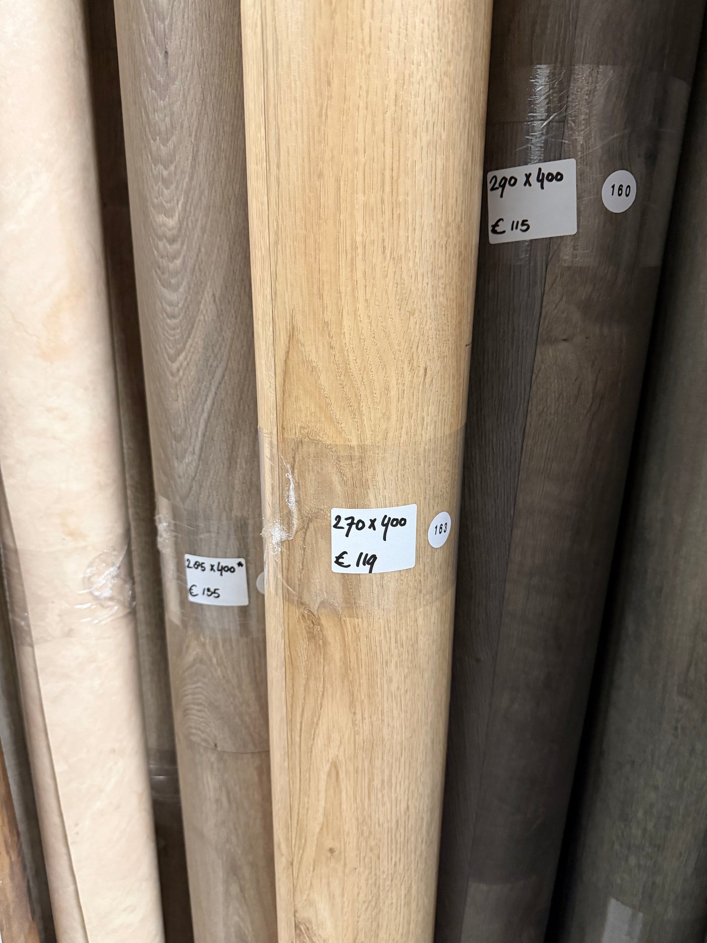 Licht Amsterdam Eiken Vinyl Restpartij |
2,70x4,00mtr