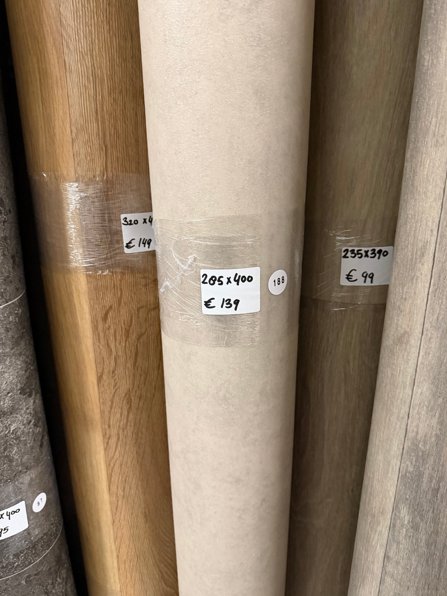 Betonlook Licht Vinyl Restpartij |
2,85x4,00mtr