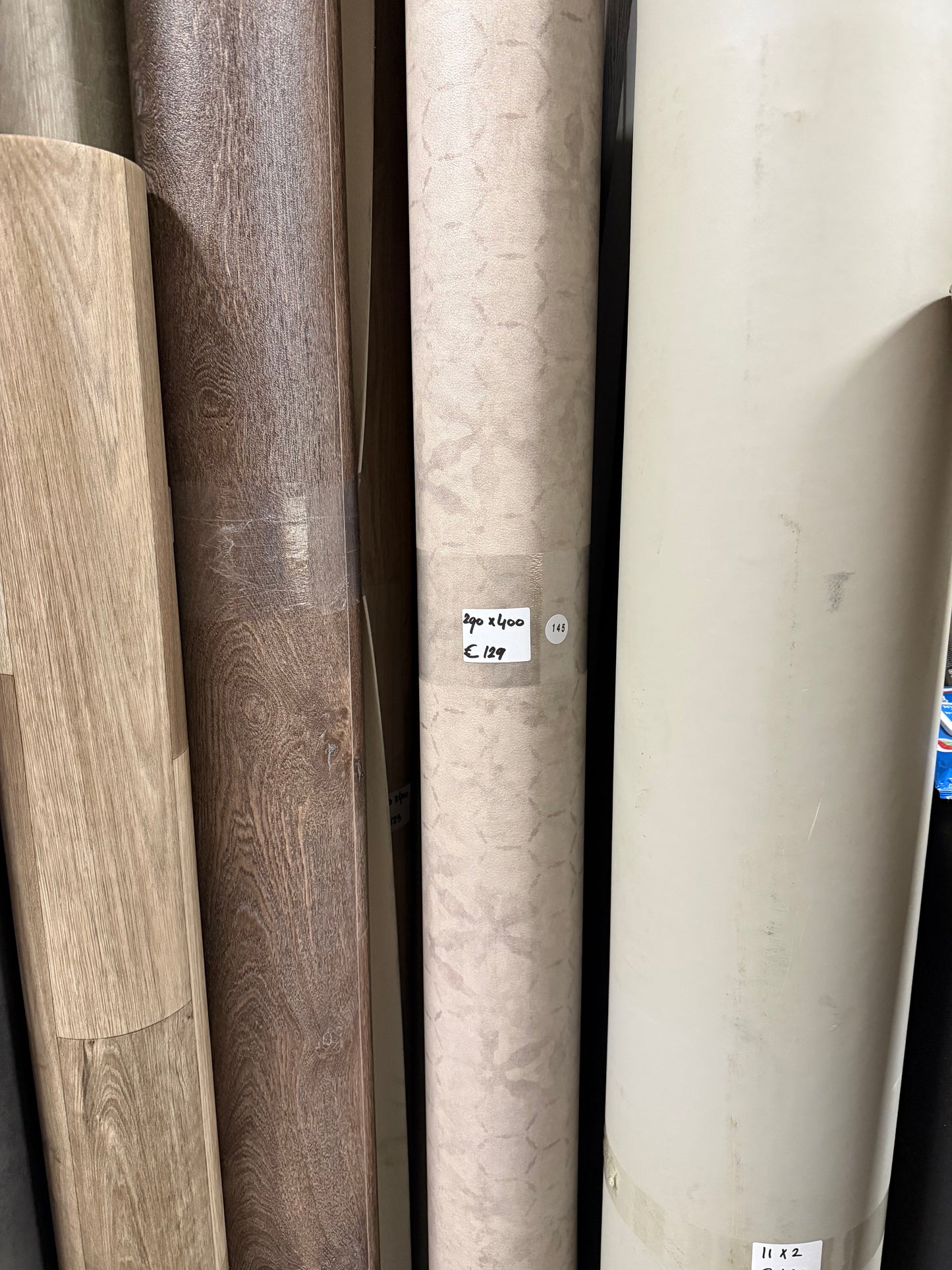 Sierlijk Patroon Grijs Vinyl Restpartij |
2,90x4,00mtr - Vinylrestpartij.nl 