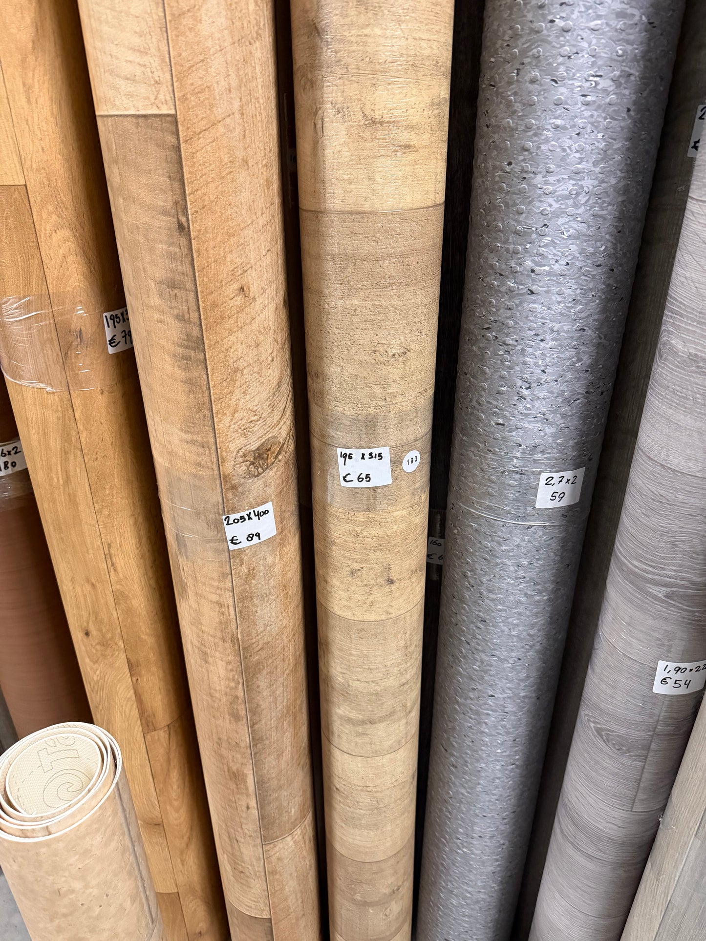 Forbo Novilon Eiken Vinyl Restpartij |
1,95x3,15mtr