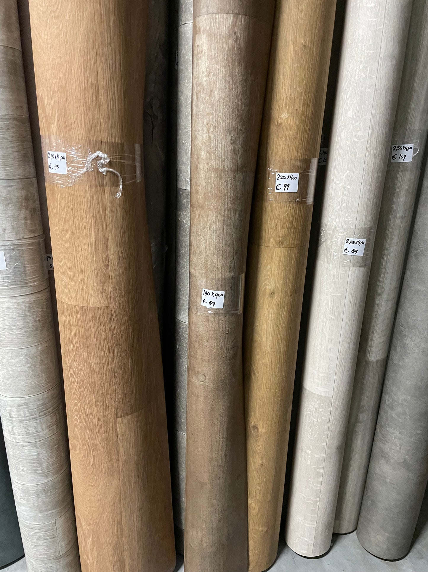 Warm Donkerbruin Eiken Vinyl Restpartij | 1,90x4,00mtr