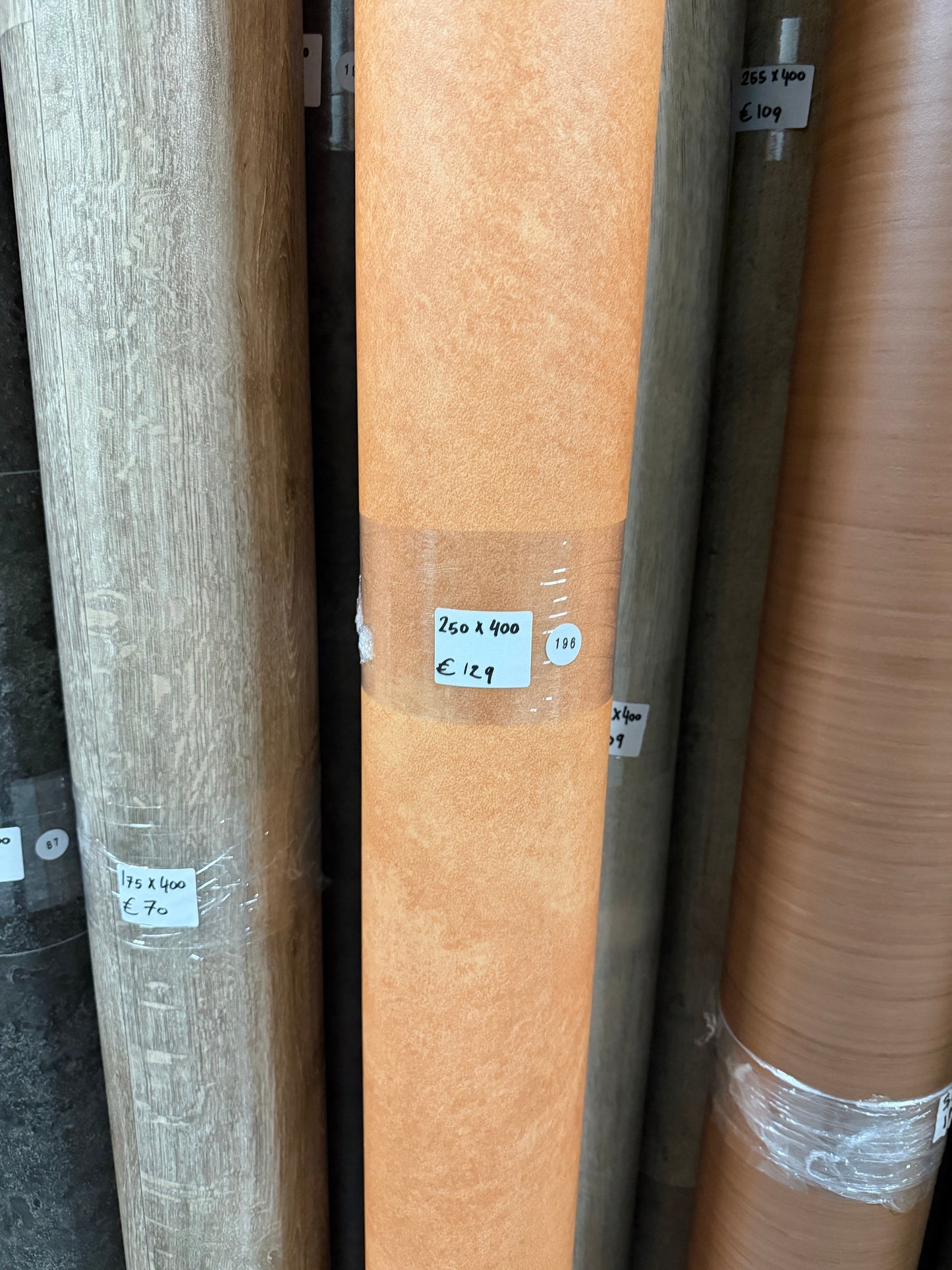 Oker Gemarmerd Vinyl Restpartij |
2,50x4,00mtr