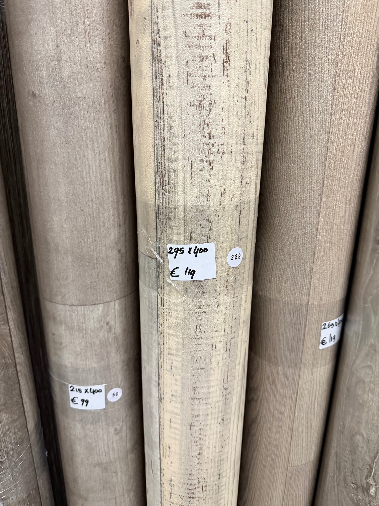 Licht Steigerhout Look Vinyl Restpartij |
2,95x4,00mtr