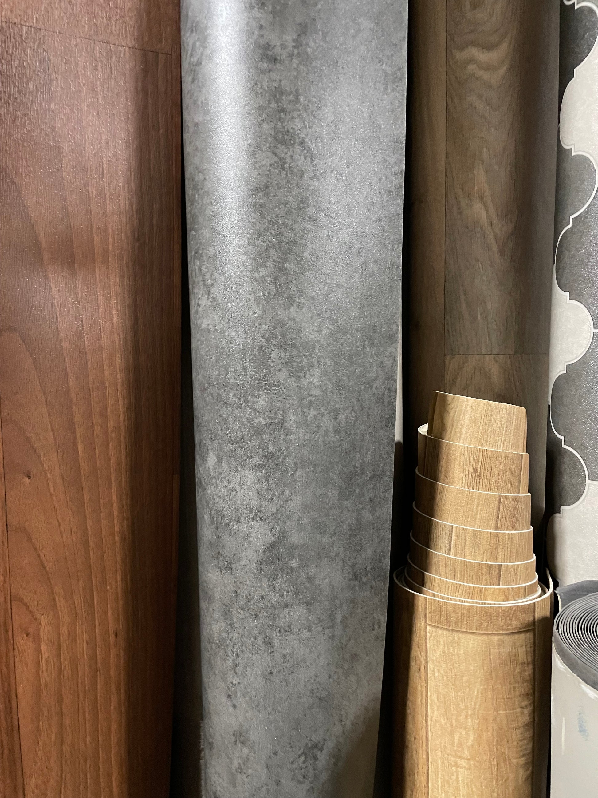 Antraciet Egaal Betonlook Vinyl Restpartij | 2,95x4,00mtr - Vinylrestpartij.nl 