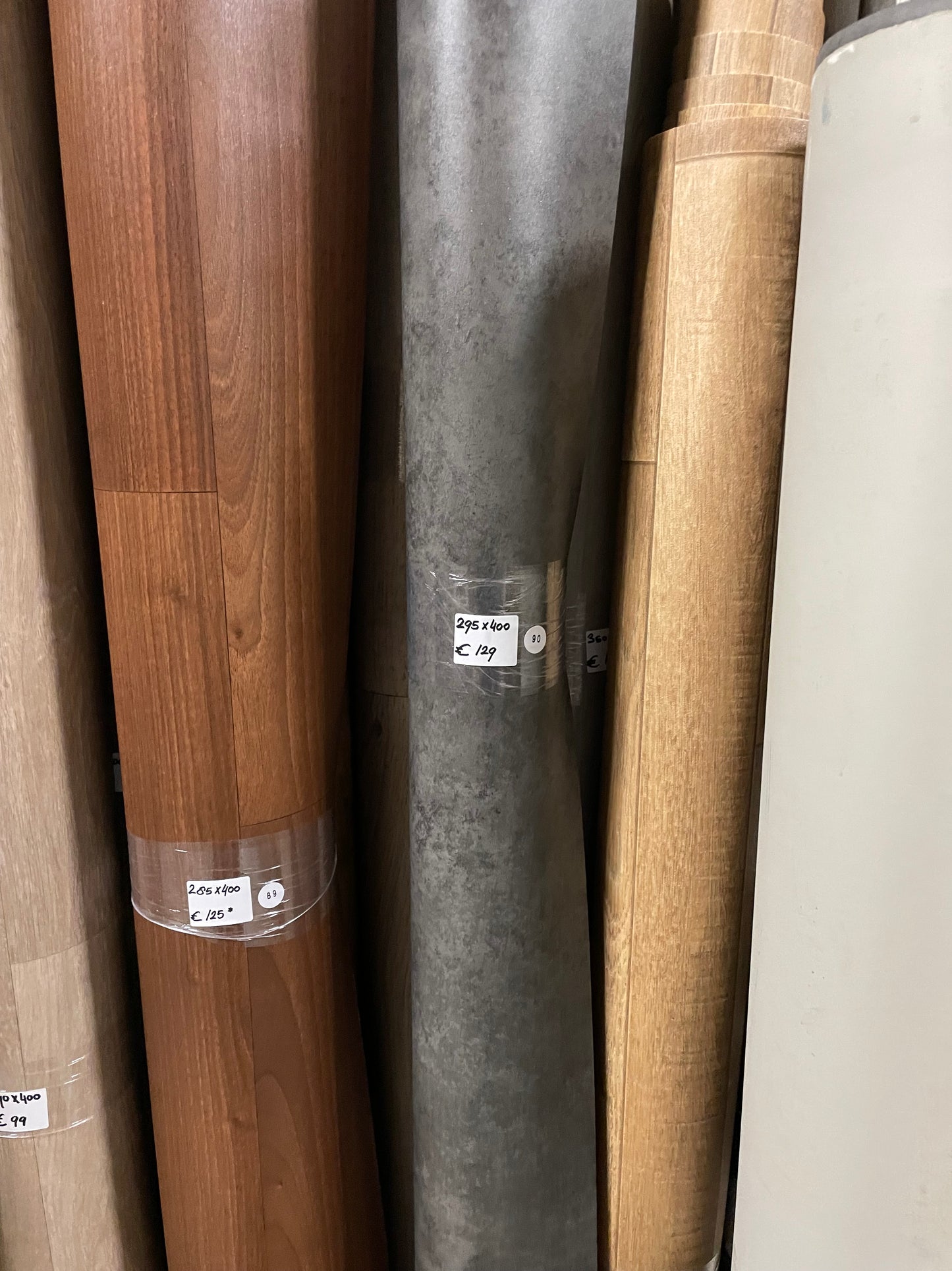 Antraciet Egaal Betonlook Vinyl Restpartij | 2,95x4,00mtr - Vinylrestpartij.nl 