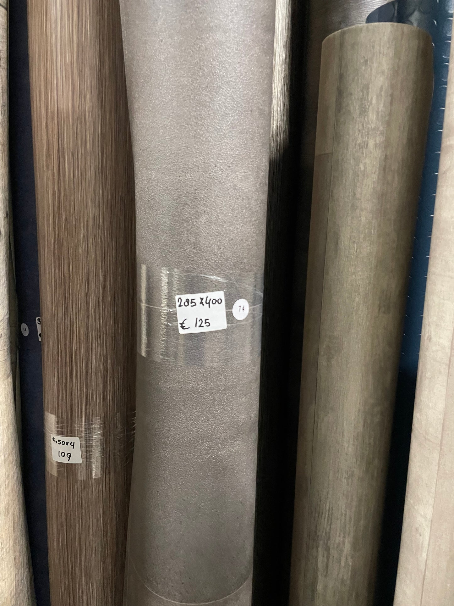 Antraciet Tegellook Vinyl Restpartij | 2,85x4,00mtr - Vinylrestpartij.nl 
