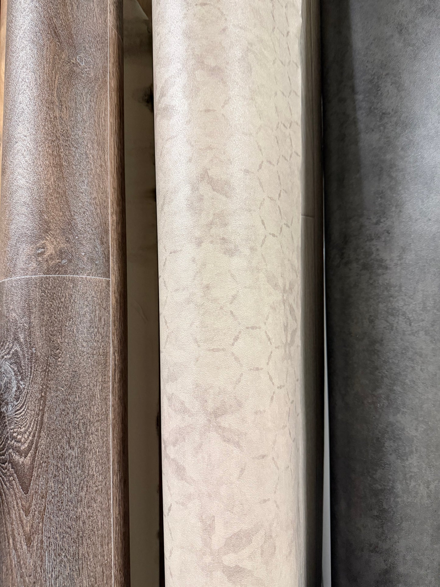 Sierlijk Patroon Grijs Vinyl Restpartij |
2,90x4,00mtr - Vinylrestpartij.nl 