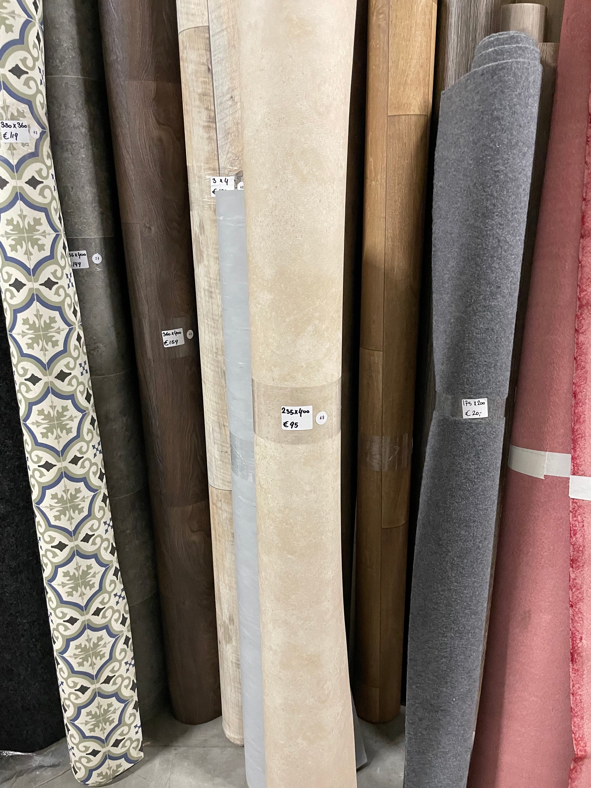 Beige Betonlook Vinyl Restpartij | 2,35x4,00mtr - Vinylrestpartij.nl 
