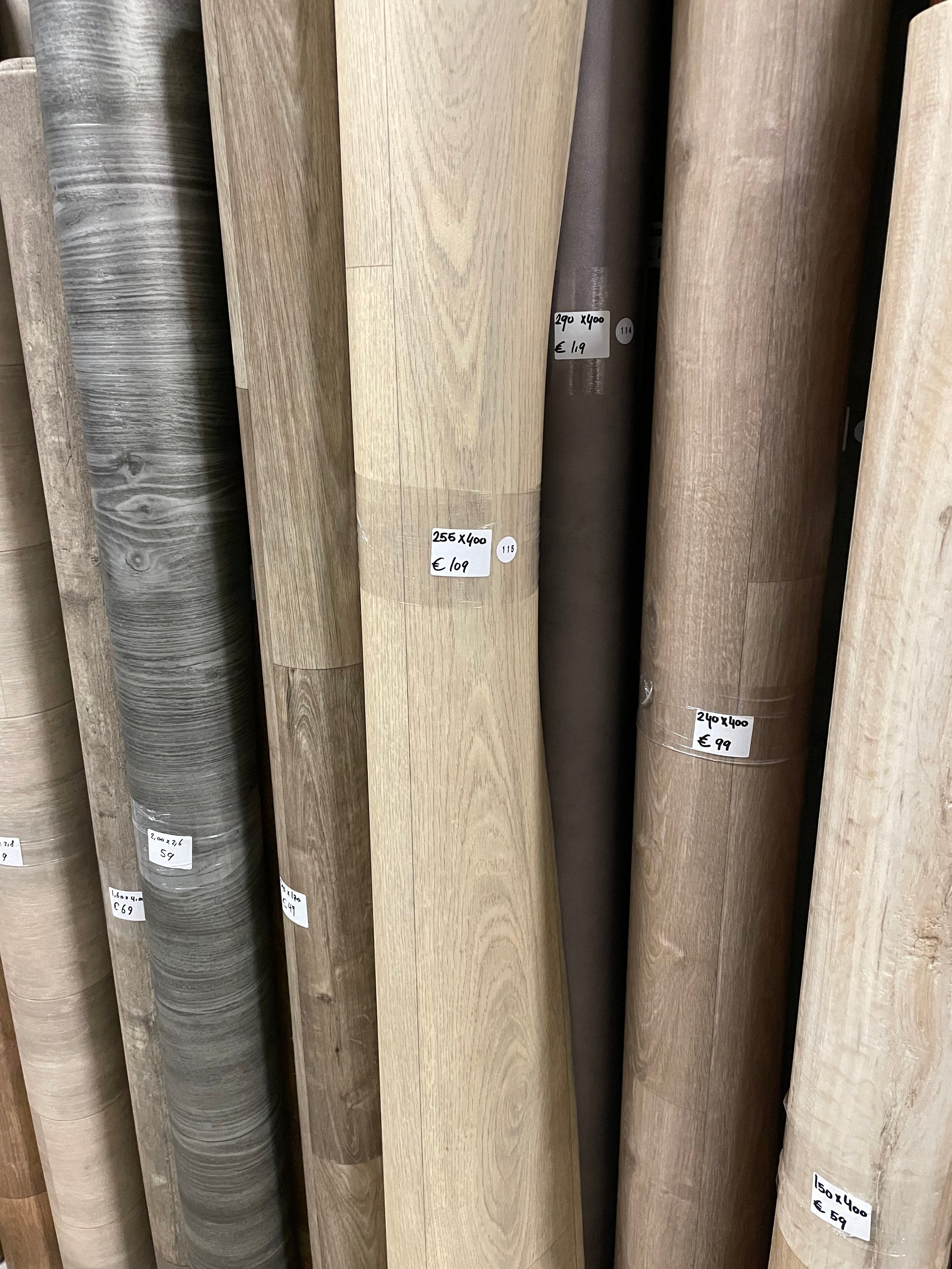 Beige Modern Eiken Vinyl Restpartij | 2,55x4,00mtr - Vinylrestpartij.nl 
