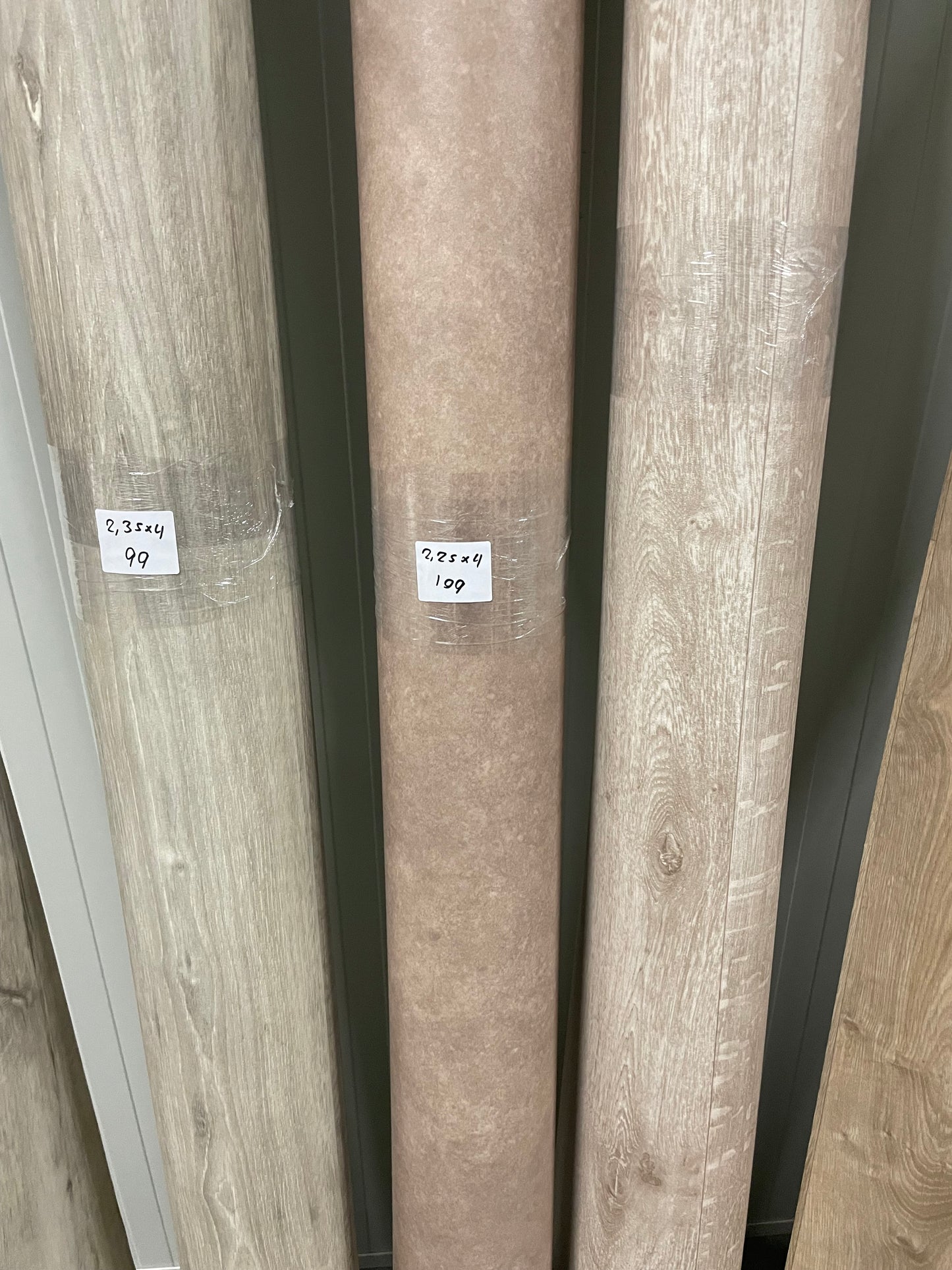 Betonlook Taupe Vinyl Restpartij | 2,25x4,00mtr - Vinylrestpartij.nl 