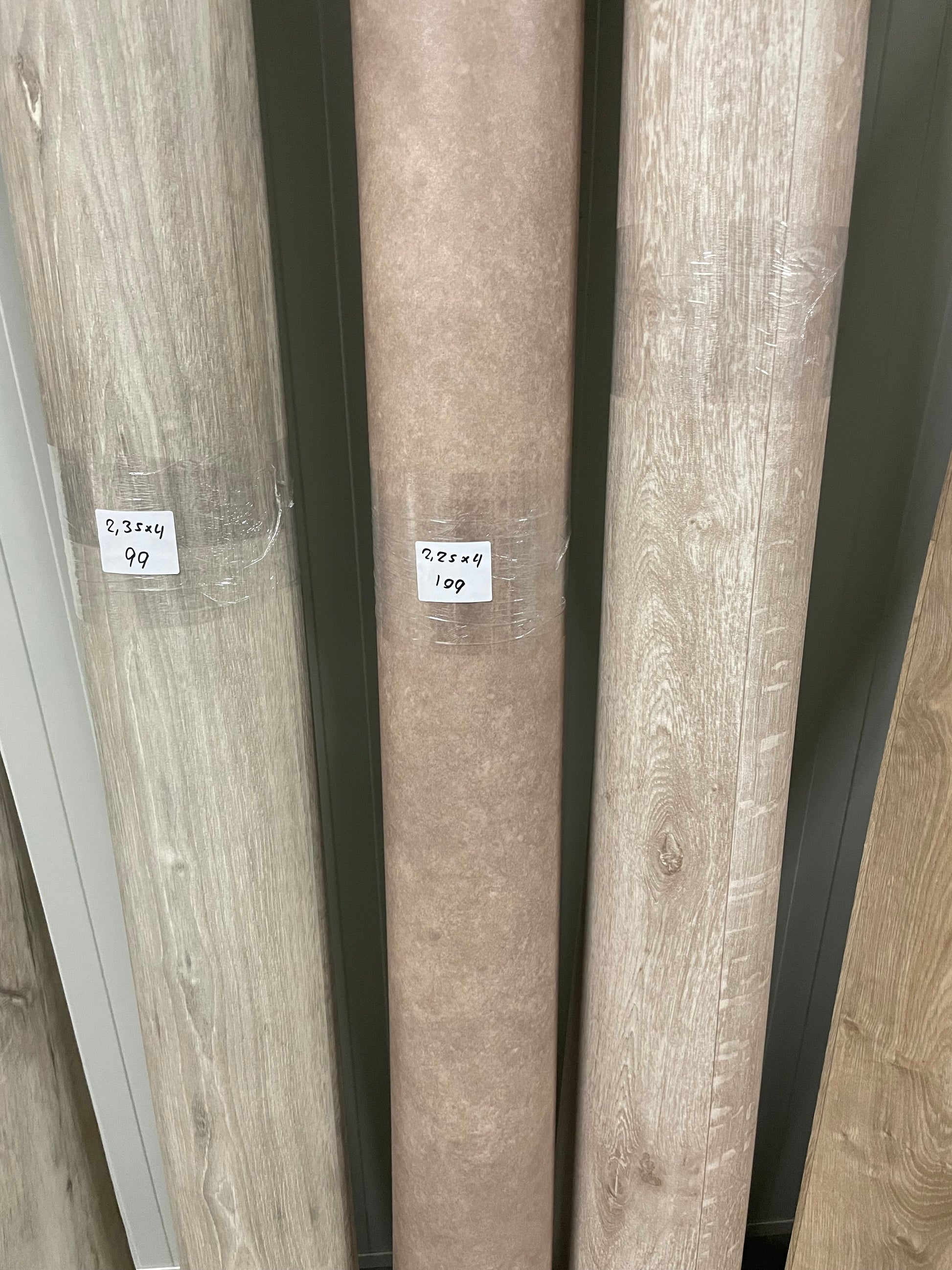 Betonlook Taupe Vinyl Restpartij | 2,25x4,00mtr - Vinylrestpartij.nl 