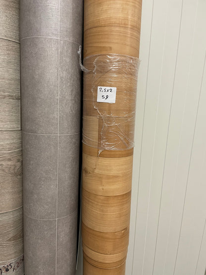 Bruin Eiken Klassiek Vinyl Restpartij | 2,00x2,50mtr - Vinylrestpartij.nl 