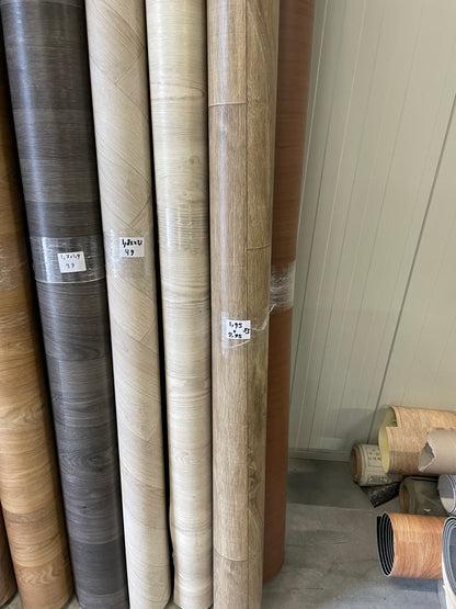 Bruin Eiken Vinyl Restpartij | 1,95x2,75mtr - Vinylrestpartij.nl 