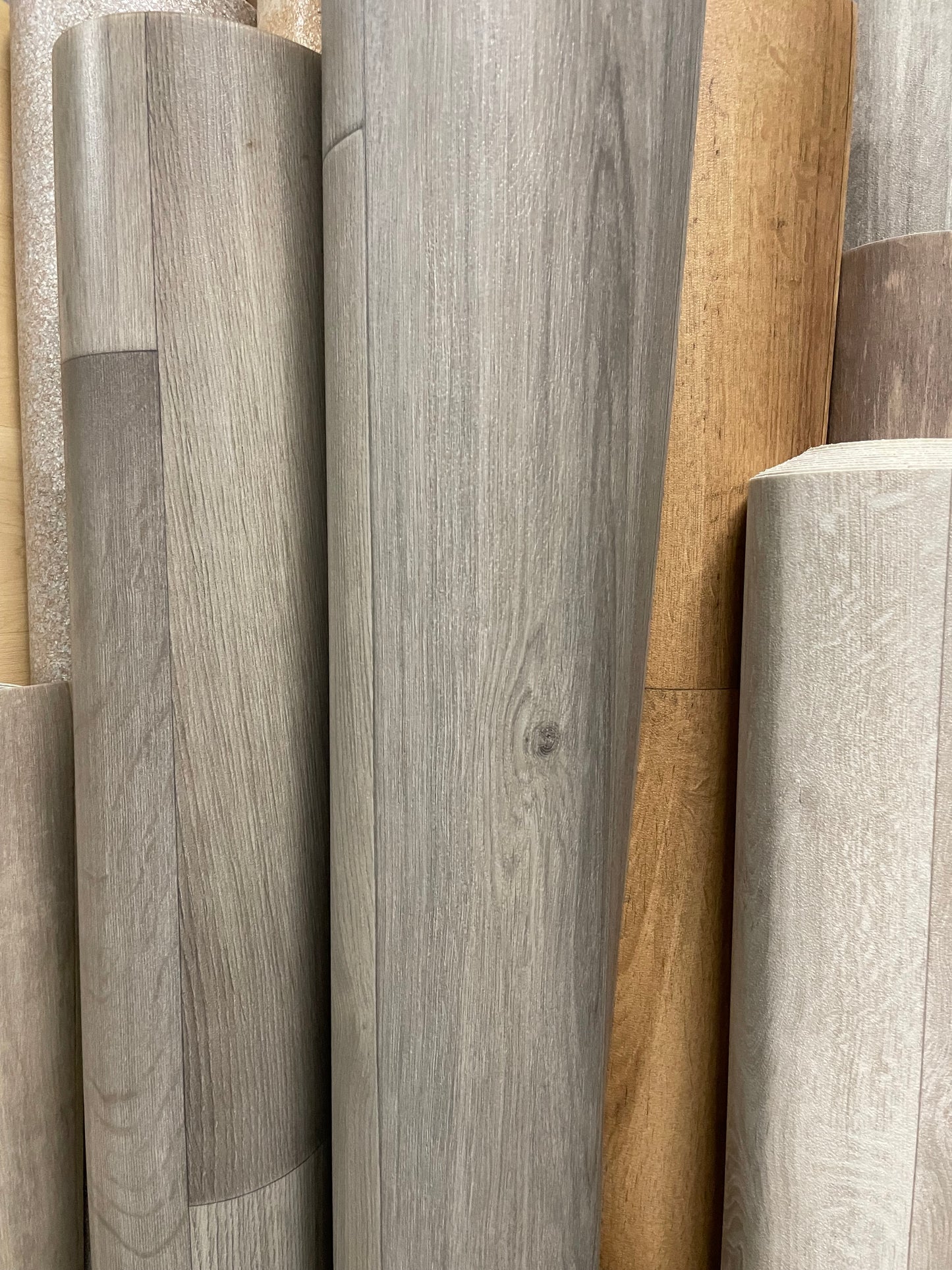 Bruin Eiken Vinyl Restpartij | 2,20x4,00mtr - Vinylrestpartij.nl 