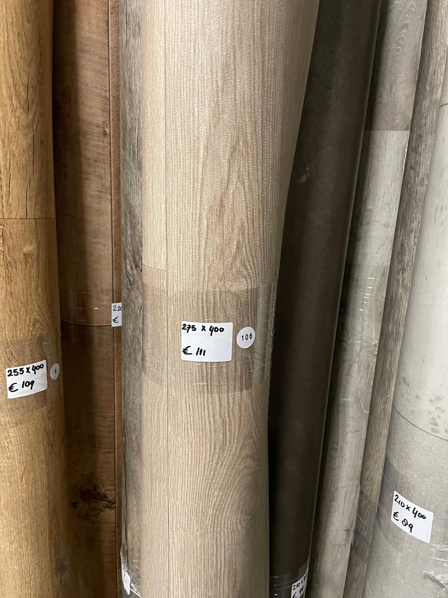 Bruin Natuur Eiken Vinyl Restpartij | 2,75x4,00mtr - Vinylrestpartij.nl 