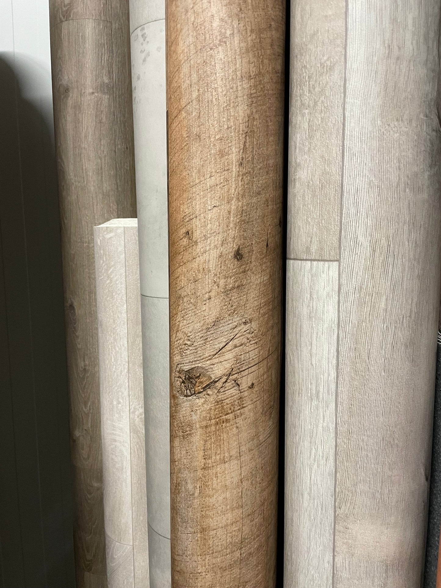 Bruin Rustiek Eiken Vinyl Restpartij | 2,05x2,95mtr - Vinylrestpartij.nl 