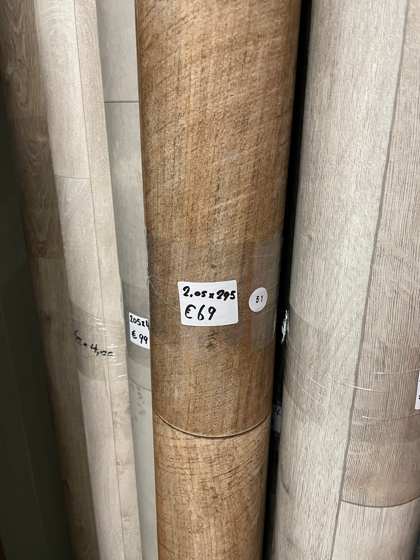 Bruin Rustiek Eiken Vinyl Restpartij | 2,05x2,95mtr - Vinylrestpartij.nl 