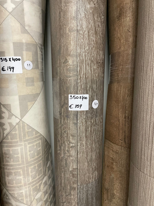 Bruin Rustiek Eiken Vinyl Restpartij |
3,50x4,00mtr - Vinylrestpartij.nl 