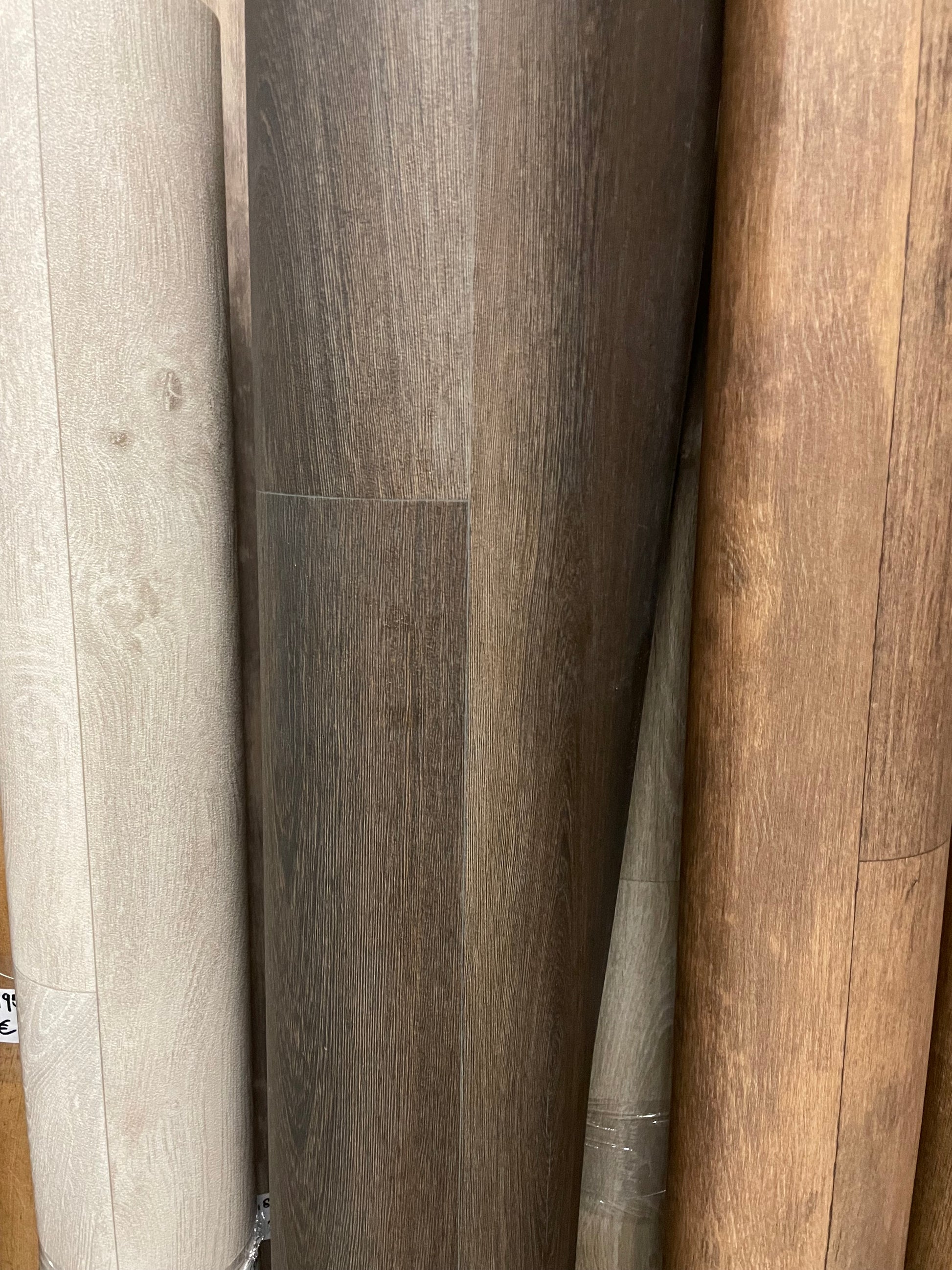 Donker Bruin Warm Eiken Vinyl Restpartij | 1,75x4,00mtr - Vinylrestpartij.nl 