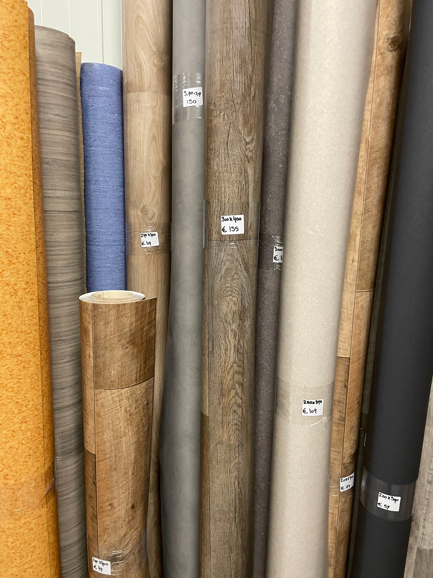 Donker Verouderd Eiken Vinyl Restpartij | 3,10x4,00mtr - Vinylrestpartij.nl 