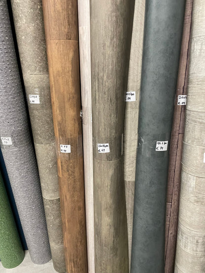 Donkerbruin Eiken Vinyl Restpartij | 1,60x4,00mtr - Vinylrestpartij.nl 