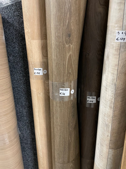 Donkerbruin Eiken Vinyl Restpartij | 2,55x4,00mtr - Vinylrestpartij.nl 