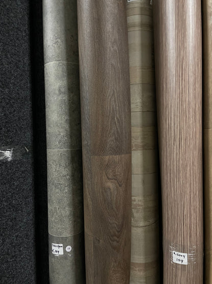Donkerbruin Eiken Vinyl Restpartij | 3,60x4,00mtr - Vinylrestpartij.nl 