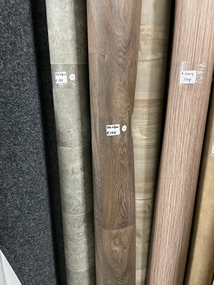 Donkerbruin Eiken Vinyl Restpartij | 3,60x4,00mtr - Vinylrestpartij.nl 