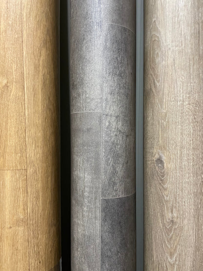 Donkergrijs Tegellook Vinyl Restant | 2,55x4,00mtr - Vinylrestpartij.nl 