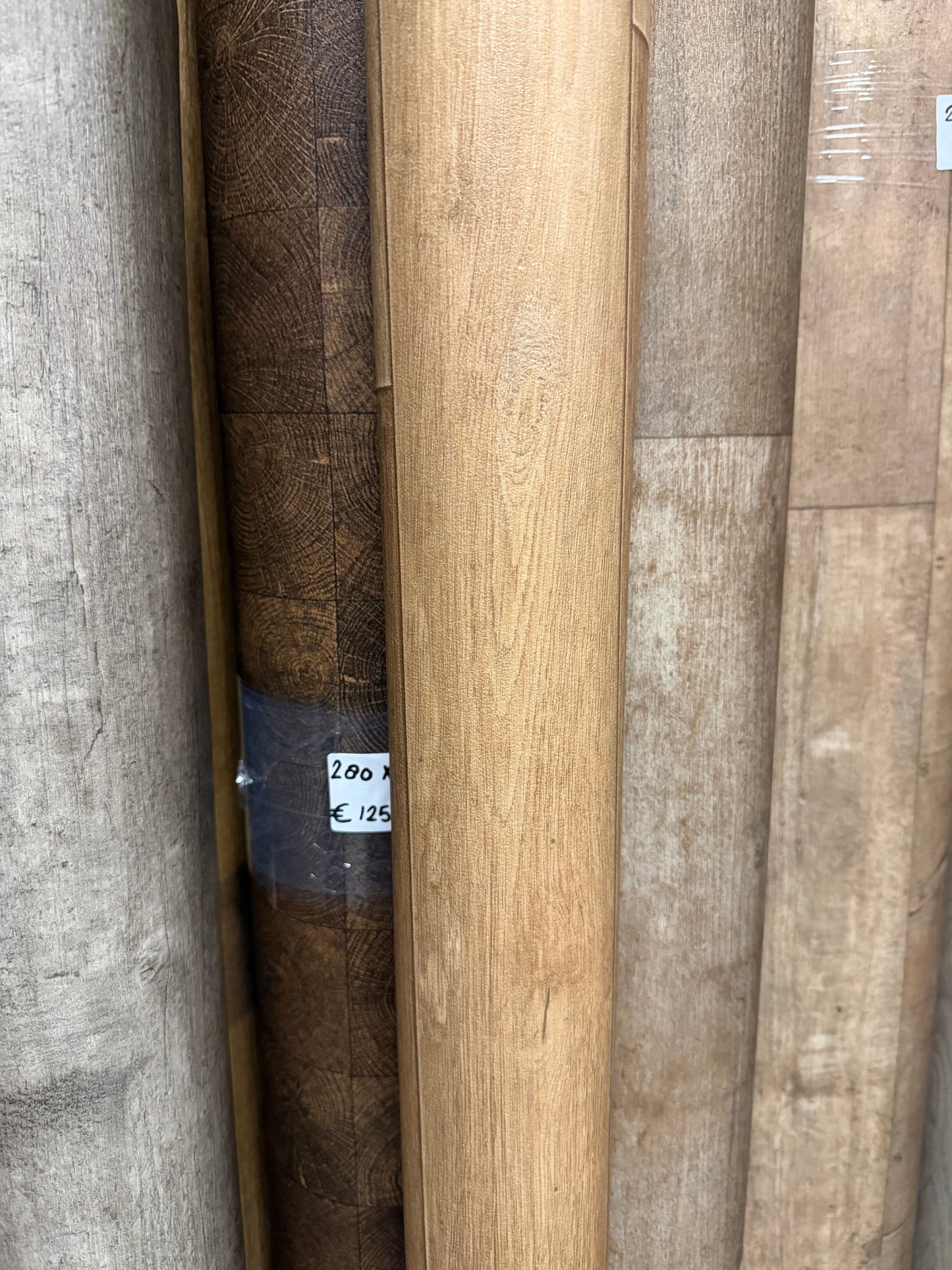 Rustiek Eiken Vinyl Restpartij |
1,35x1,75mtr