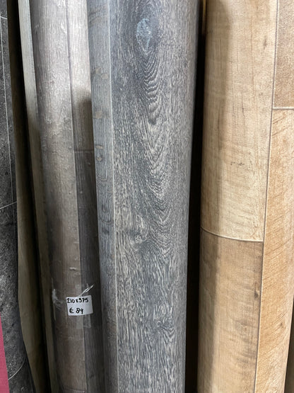 Donker Gerookt Eiken Vinyl Restpartij |
1,60x4,00mtr - Vinylrestpartij.nl 