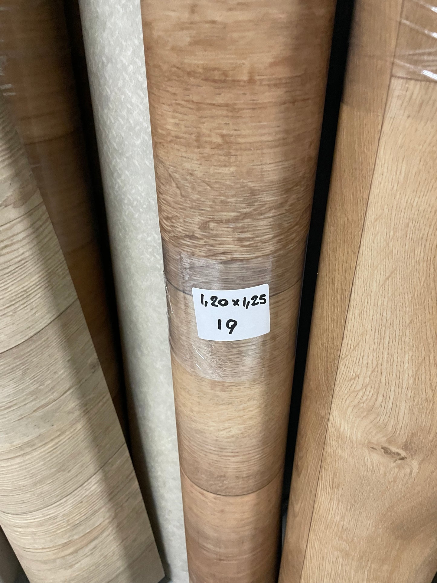 Eiken WC/Toilet Vinyl Restpartij | 1,10x1,20mtr - Vinylrestpartij.nl 