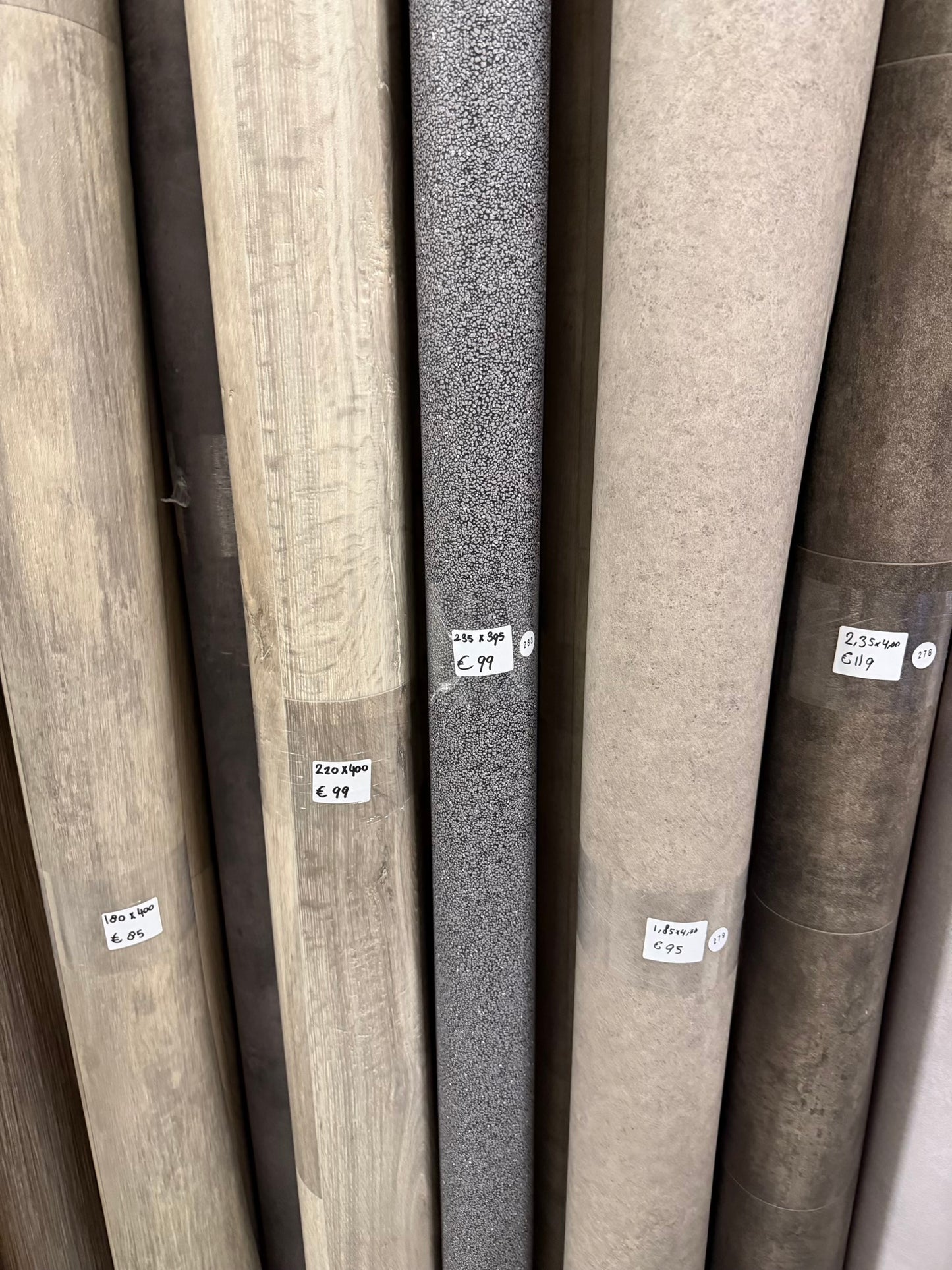 Zwart Granito Vinyl Restpartij | 2,35x3,95mtr (9,3m2)
