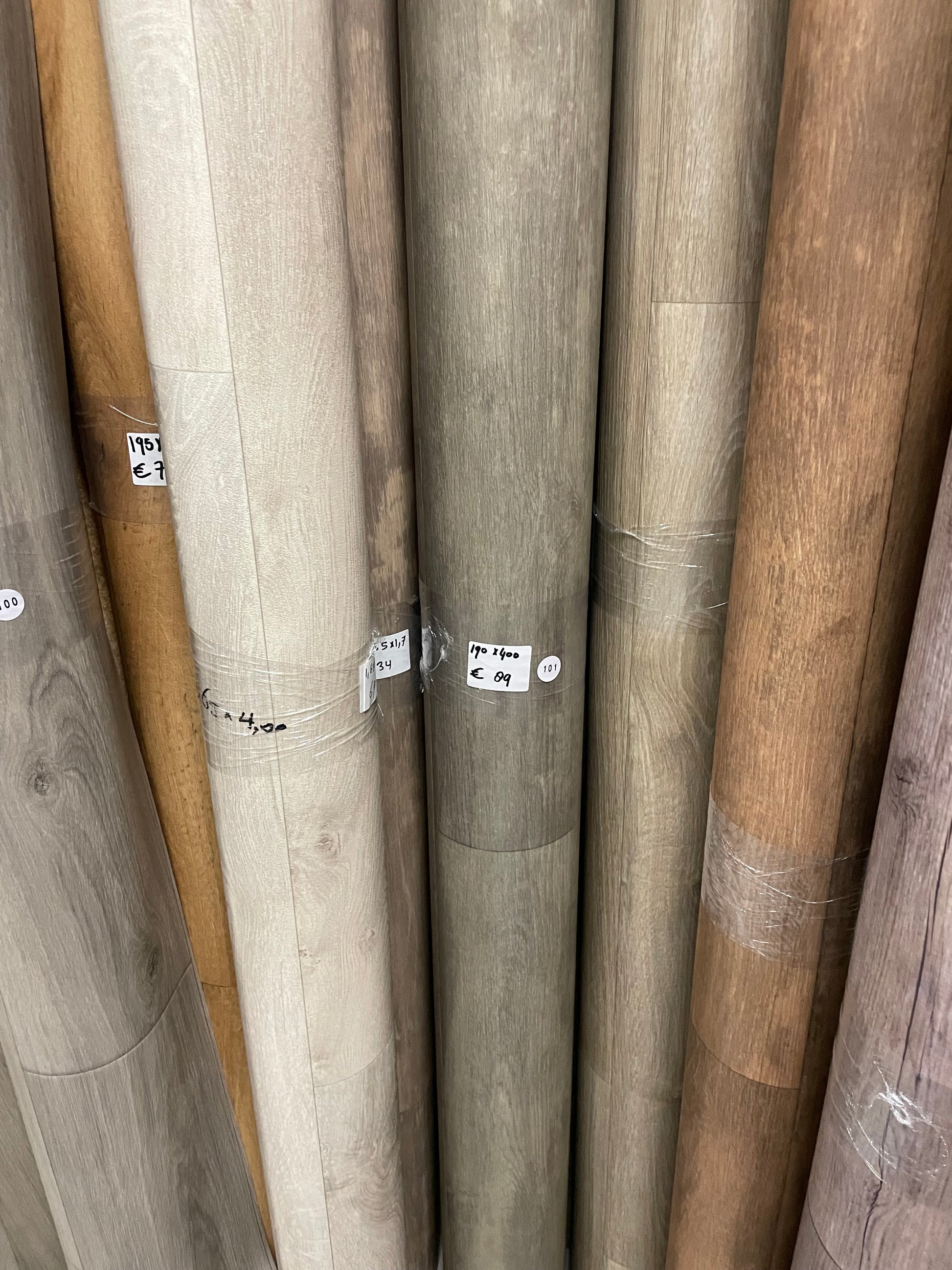 Forbo Novilon Grijsbruin Eiken Vinyl Restpartij | 1,90x4,00mtr - Vinylrestpartij.nl 