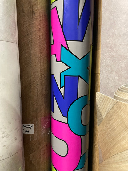 Gekleurde Letters Kinder Vinyl Restpartij | 2,95x4,00mtr - Vinylrestpartij.nl 
