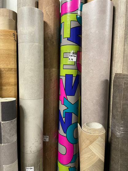 Gekleurde Letters Kinder Vinyl Restpartij | 2,95x4,00mtr - Vinylrestpartij.nl 