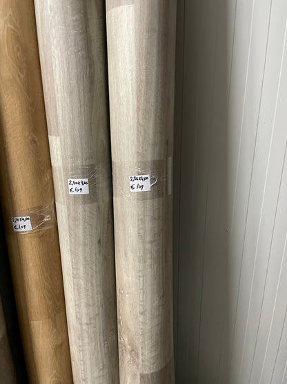 Grijs Beige Eiken Vinyl Restpartij | 2,35x4,00mtr - Vinylrestpartij.nl 